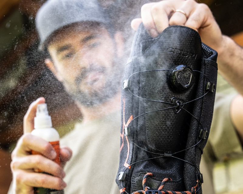 intretinere bocanci vanatoare crisp