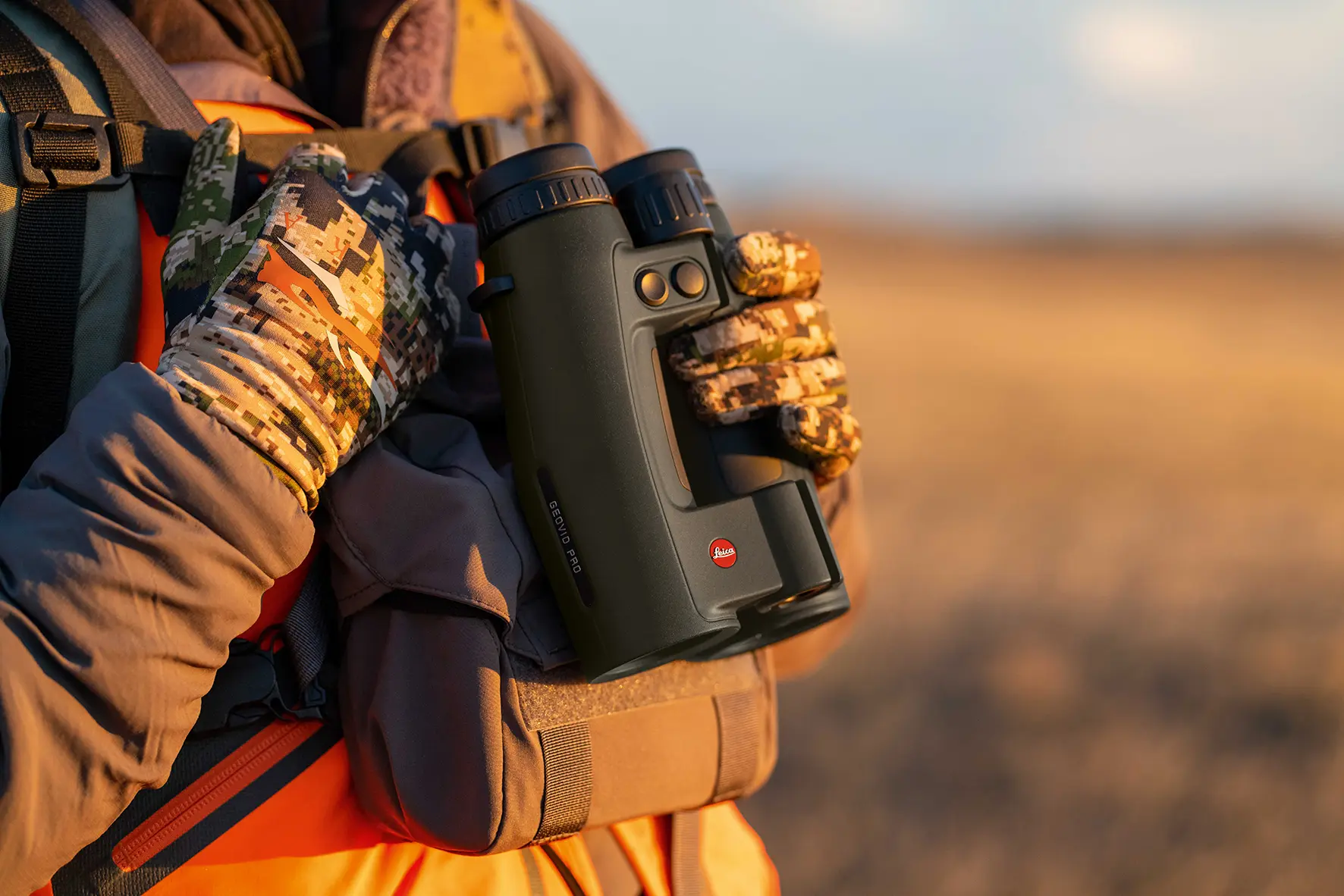 Binoclu Vanatoare Leica Geovid Pro 8x42 10x42 Green